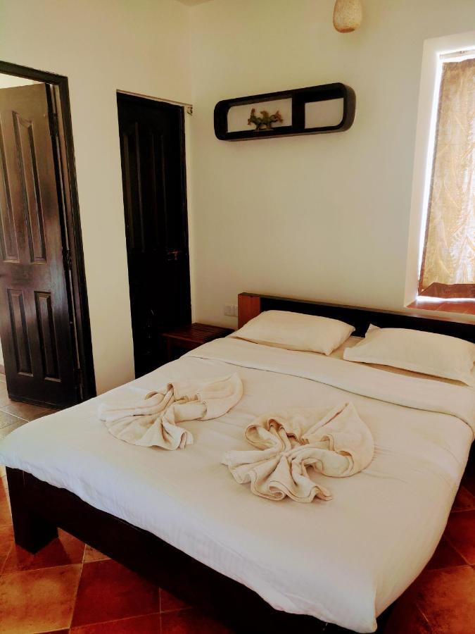 Aquavista At Casaphilomena Apartment Calangute Bagian luar foto