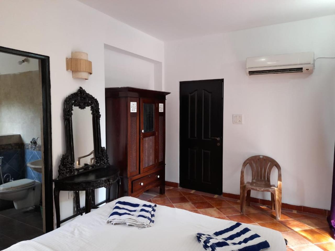 Aquavista At Casaphilomena Apartment Calangute Bagian luar foto