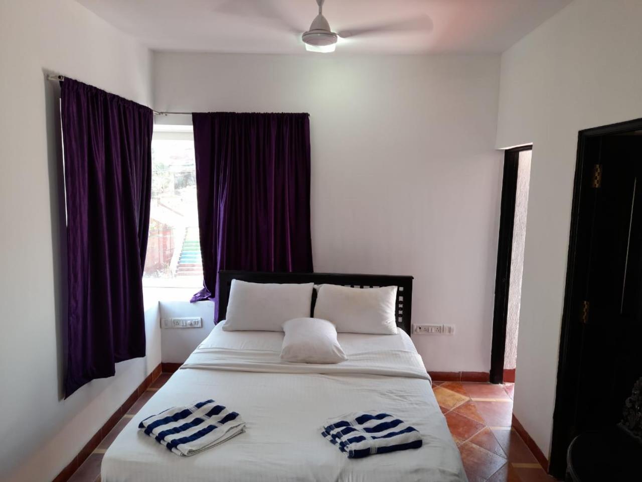 Aquavista At Casaphilomena Apartment Calangute Bagian luar foto